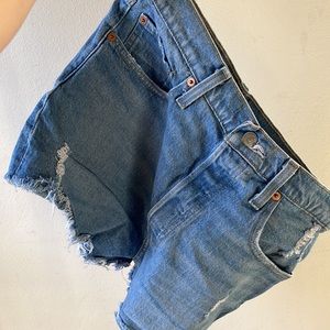 Levi’s Ribacge Shorts